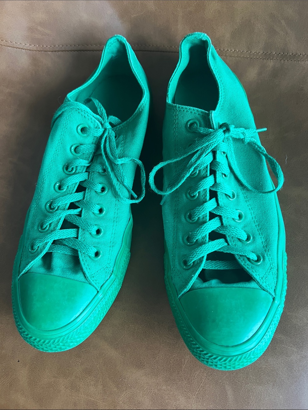 Green Monochrome Low-Top All Stars